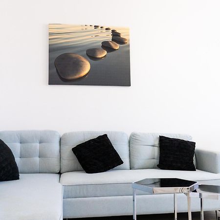 Alexis Spacious CLASSIC Apartment Mamaia Exterior foto